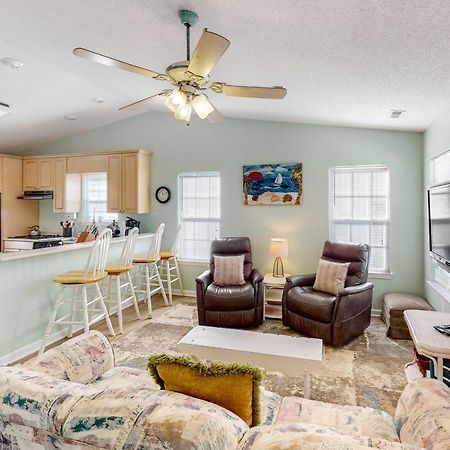 Reel Blessed Oak Island Exterior foto