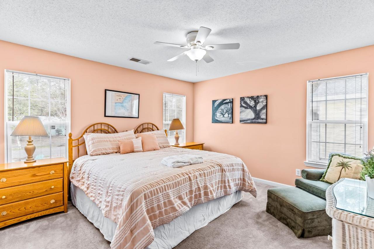 Reel Blessed Oak Island Exterior foto